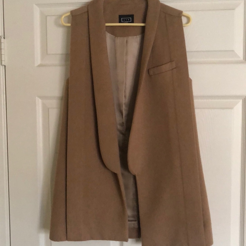 AYR camel vest - almost brand new
